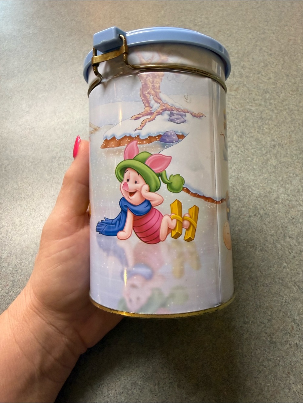 Winnie the Pooh Tin Canister - Picture 3 of 8